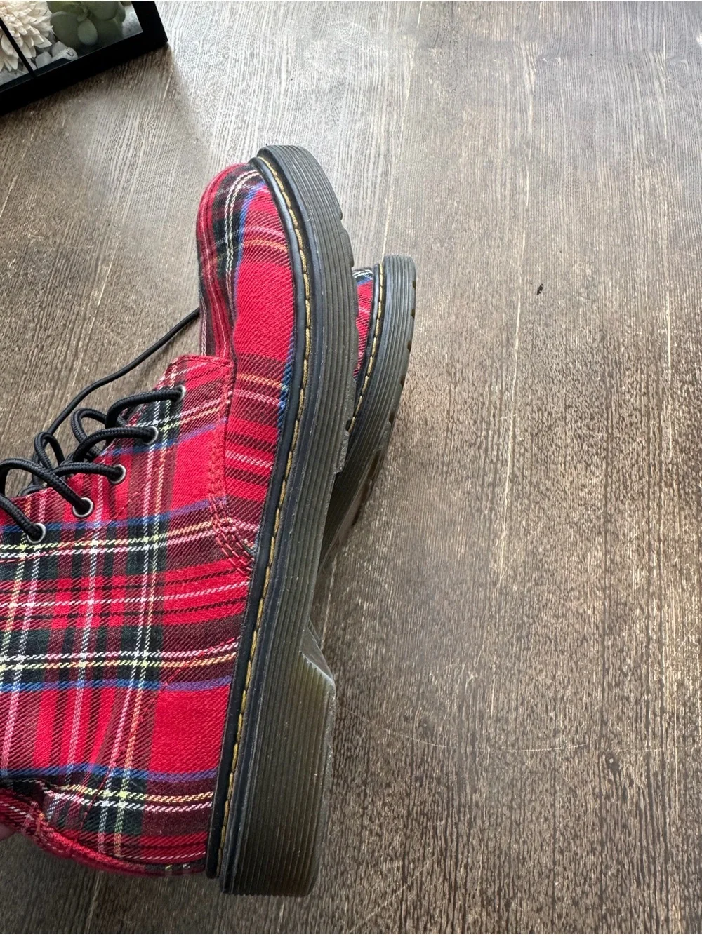 Dr. Martens Red 1460 Tartan Plaid Fabric Ankle Combat Boot Size 7